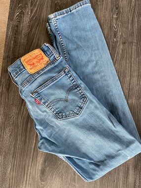 Levi's Men's or Women’s Light Wash Straight Fit Jeans